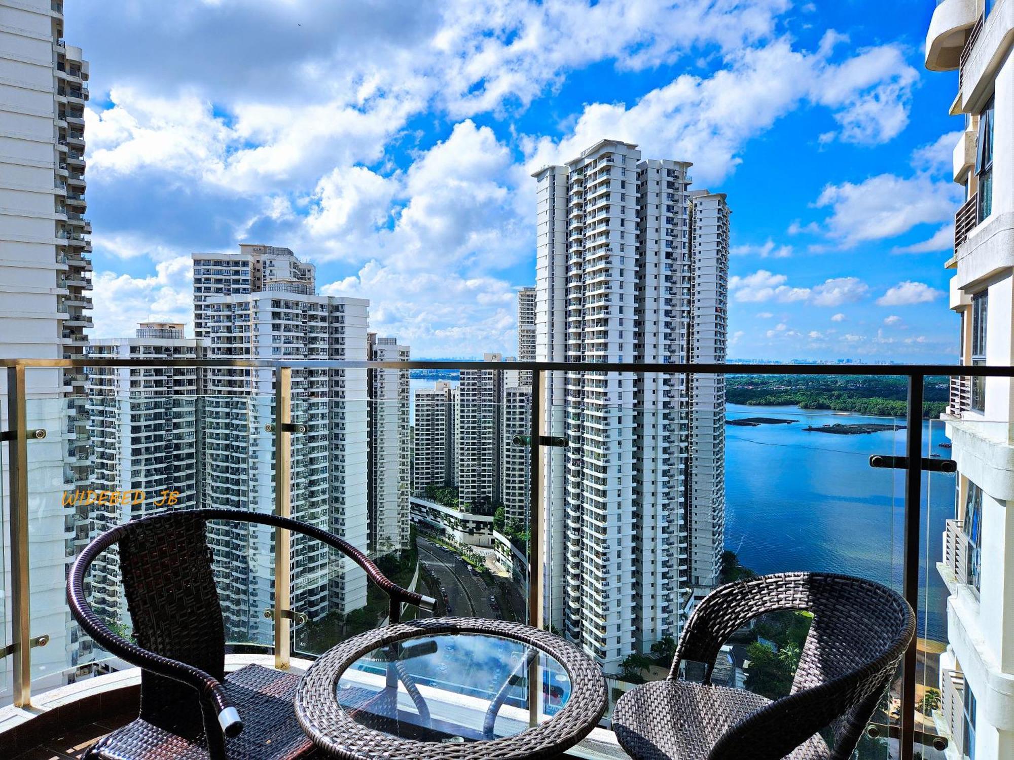 Country Garden Danga Bay By Widebed Jb Hotel Johor Bahru Exterior photo